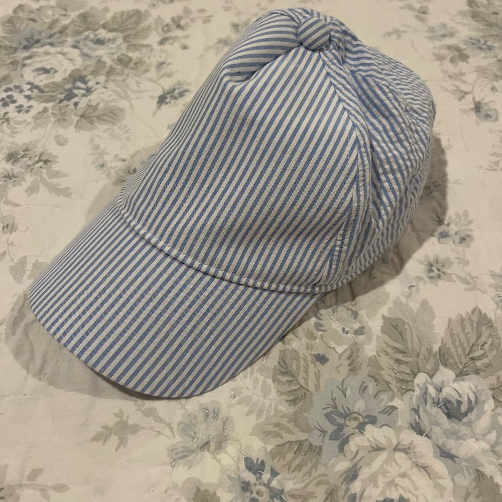 Janie and Jack seersucker hat- Size 4/5